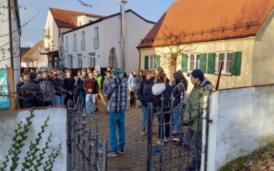 Augsburger Schüler auf den Spuren der jüdischen Geschichte von Buttenwiesen